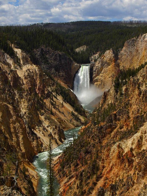 How To Make The Most Of One Day In Yellowstone National Park ...