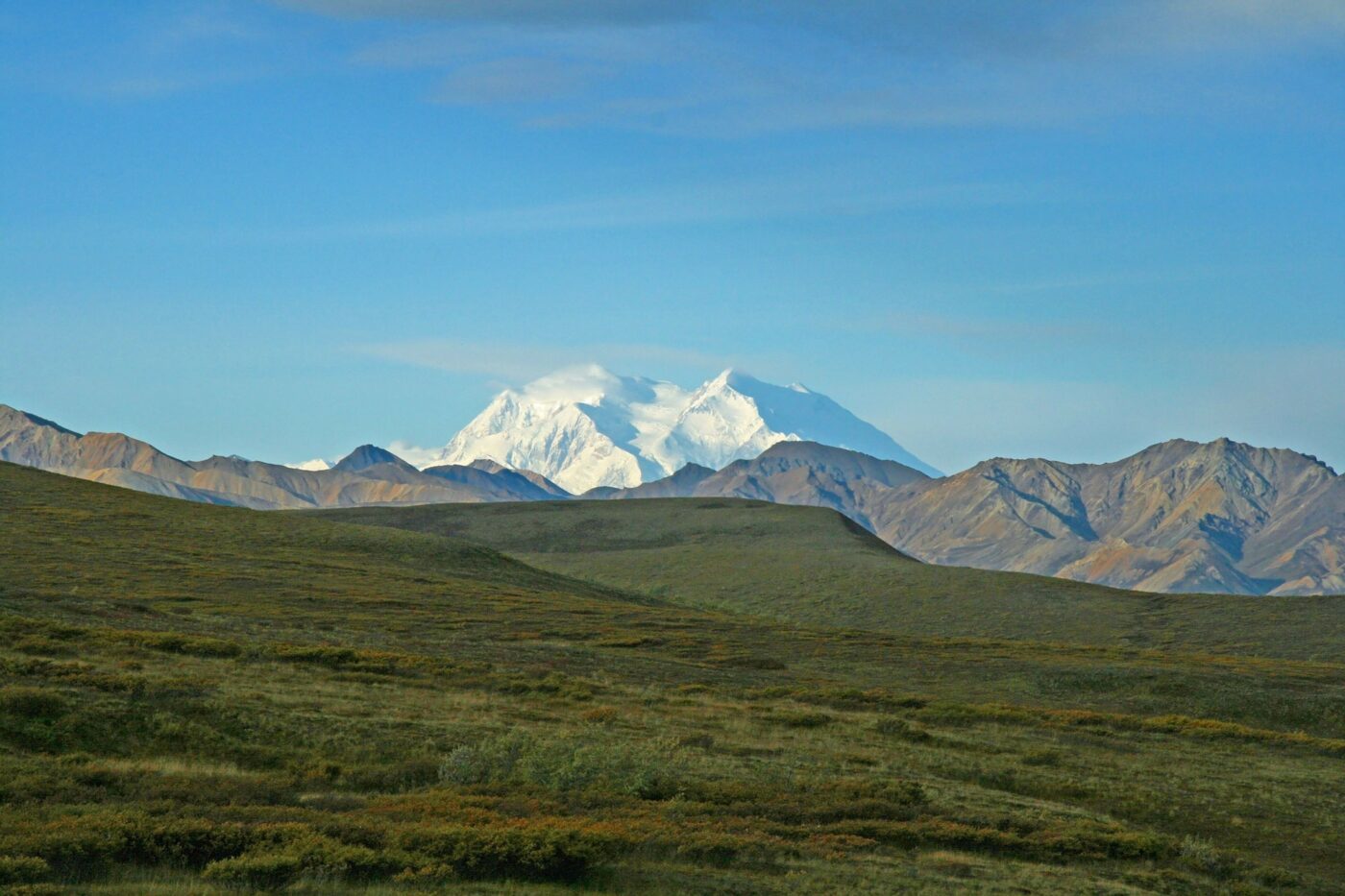 Planning on going camping in Denali National Park?  Confused about which campsite to pick. National Park Obsessed's Ultimate Guide is here to help you pick the very best campsite.  Denali national park vacation.  Denali national park | Denali national park vacation | Denali national park photography | Denali national park itinerary | Denali hikes | Denali itinerary