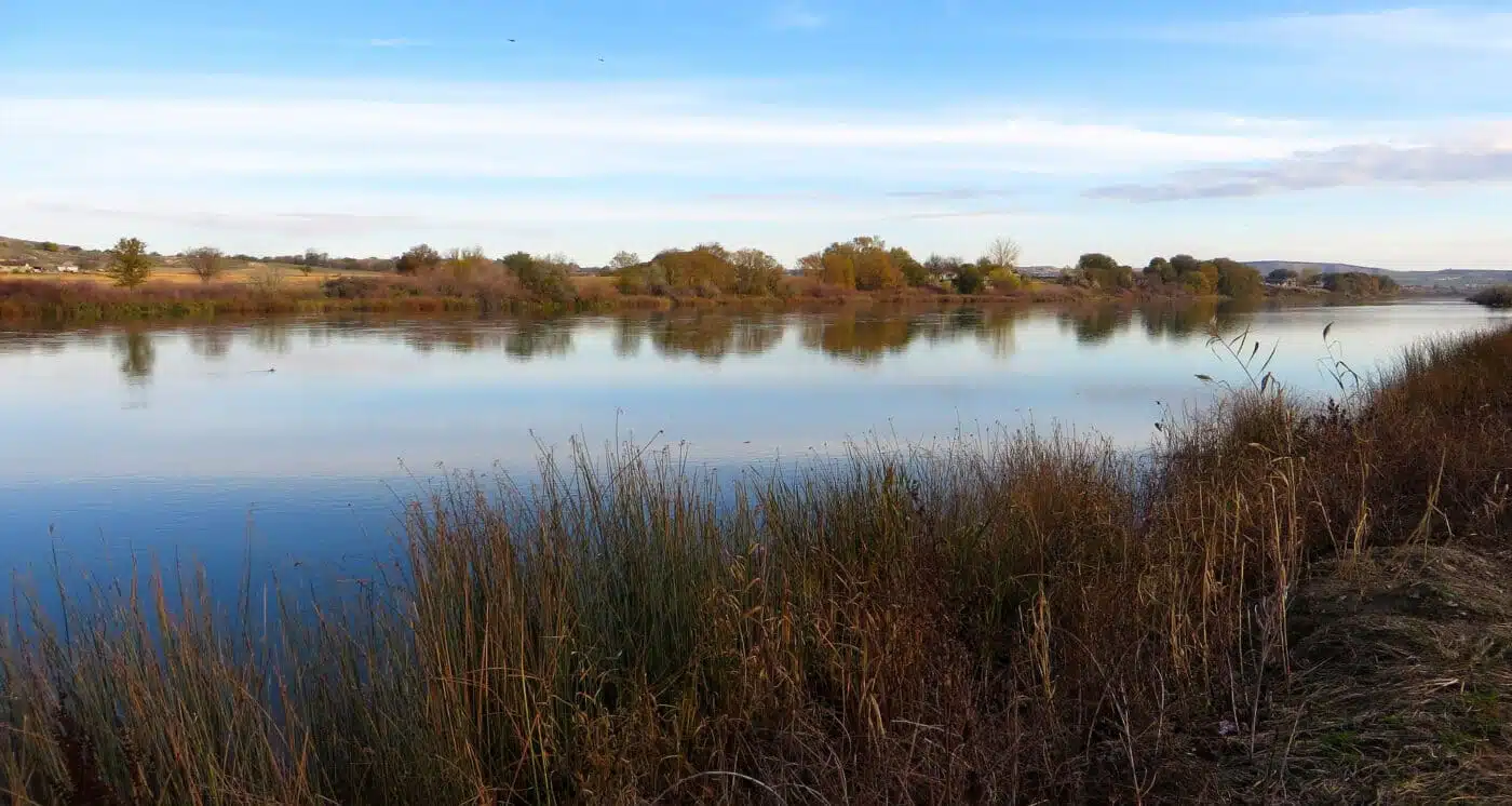 Ice Age Floods National Geologic Trail - photo of lake