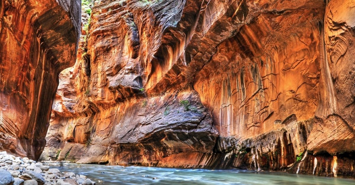 Zion Airbnbs: 17 Epic Vacation Rentals & Airbnbs Near Zion National ...