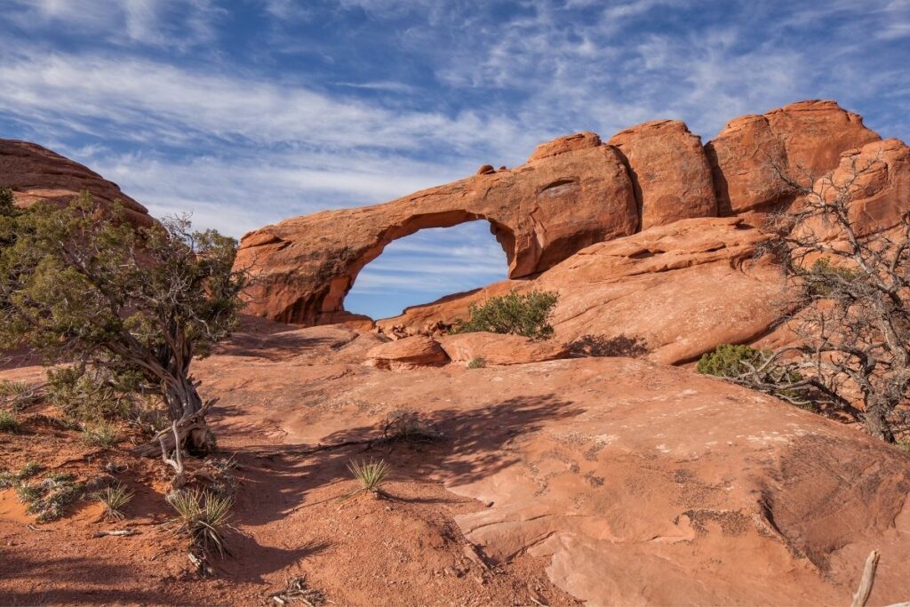 Picture of an Arch in Devils Garden