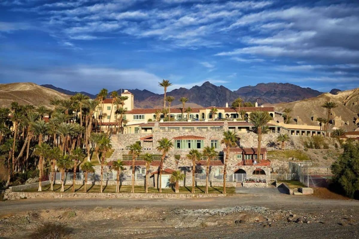 Where To Stay In Death Valley: 12 Best Death Valley Hotels In 2022 - National Park Obsessed